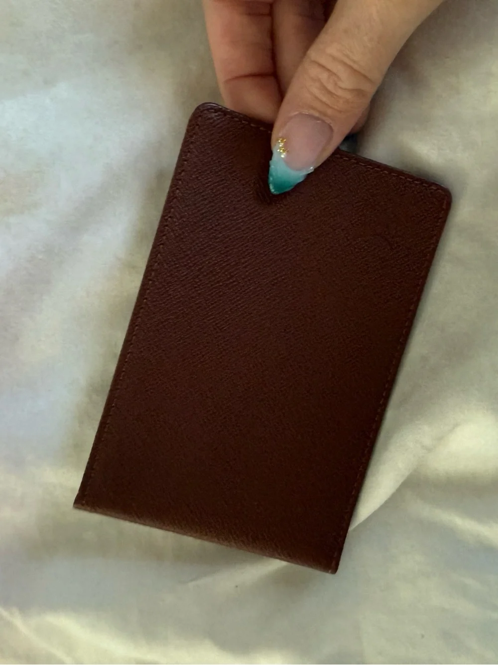 Louis Vuitton Taiga leather picture ID or card holder wallet